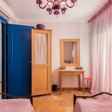 Olive Hills * Siviri