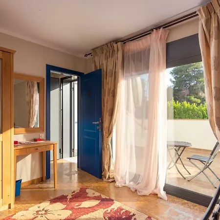 Villa Olive Hills *