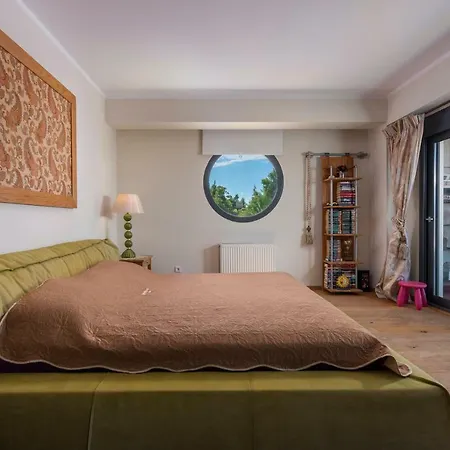 Villa Olive Hills