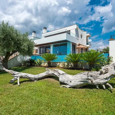 Olive Hills Villa *